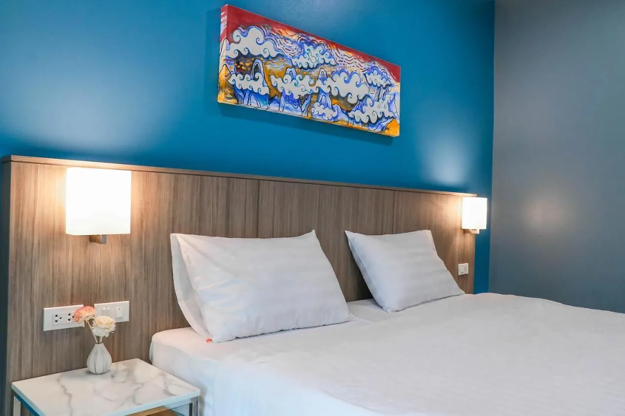 S2 Airport Residence Nai Yang 2*,